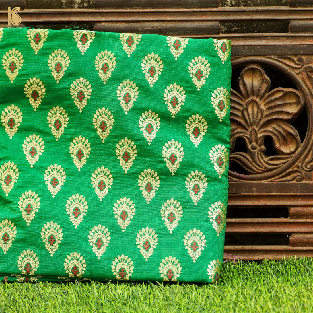 Green Pure Katan Silk Banarasi Fabric - Khinkhwab