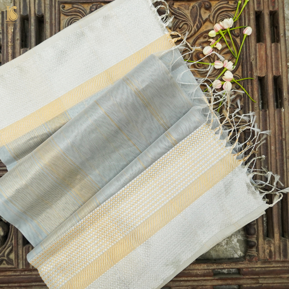 Gull Grey Handwoven Pure Cotton Silk Maheshwari Saree - Khinkhwab