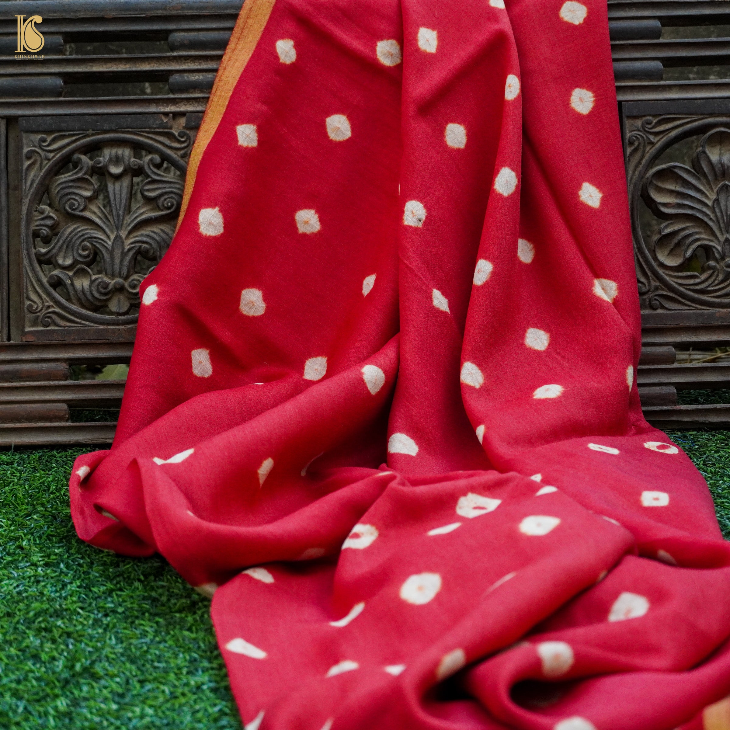 Crimson Red Pure Moonga Silk Handloom Bandhani Banarasi Fabric - Khinkhwab