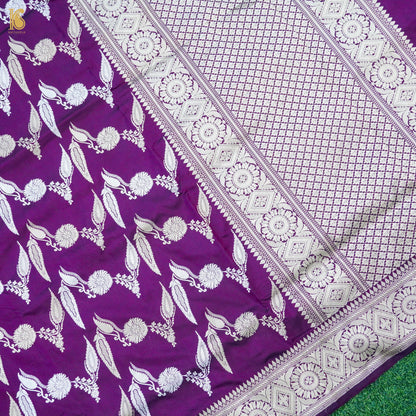 Honey Flower Purple Handloom Banarasi Pure Katan Silk Kadwa Saree - Khinkhwab