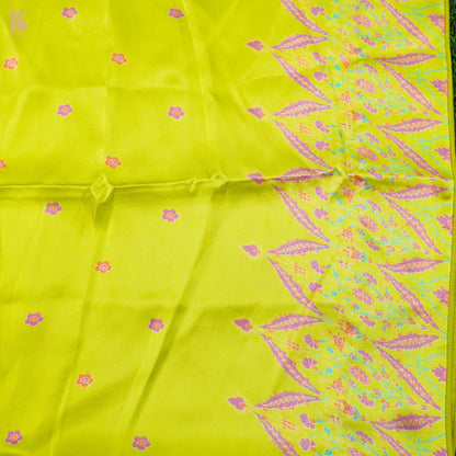 NERGİS - Bird Flower Green Pure Sateen Silk Print Saree - Khinkhwab