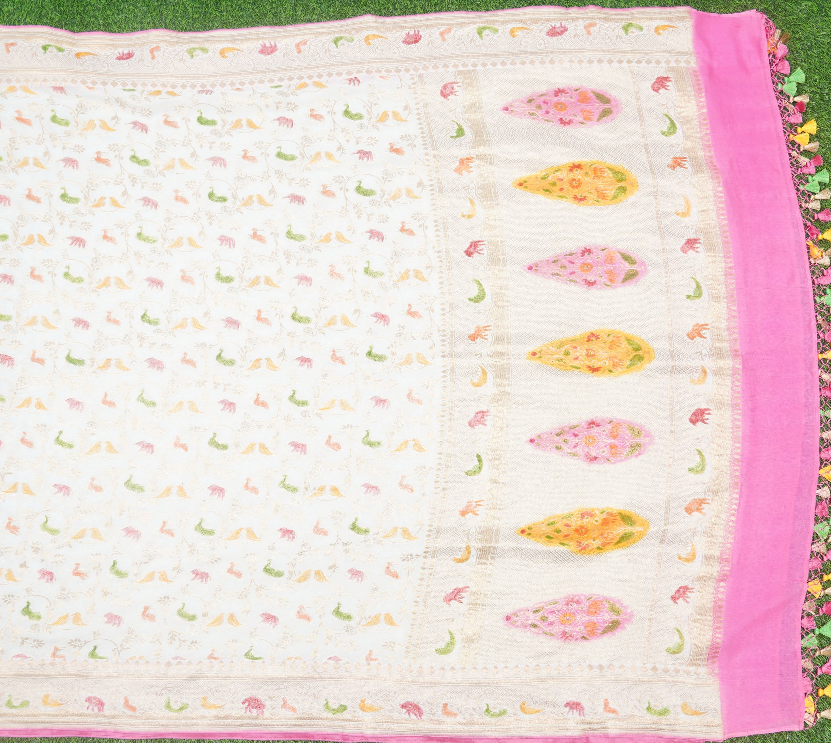 White &amp; Pink Georgette Shikargah Banarasi Hand Brush Dupatta - Khinkhwab