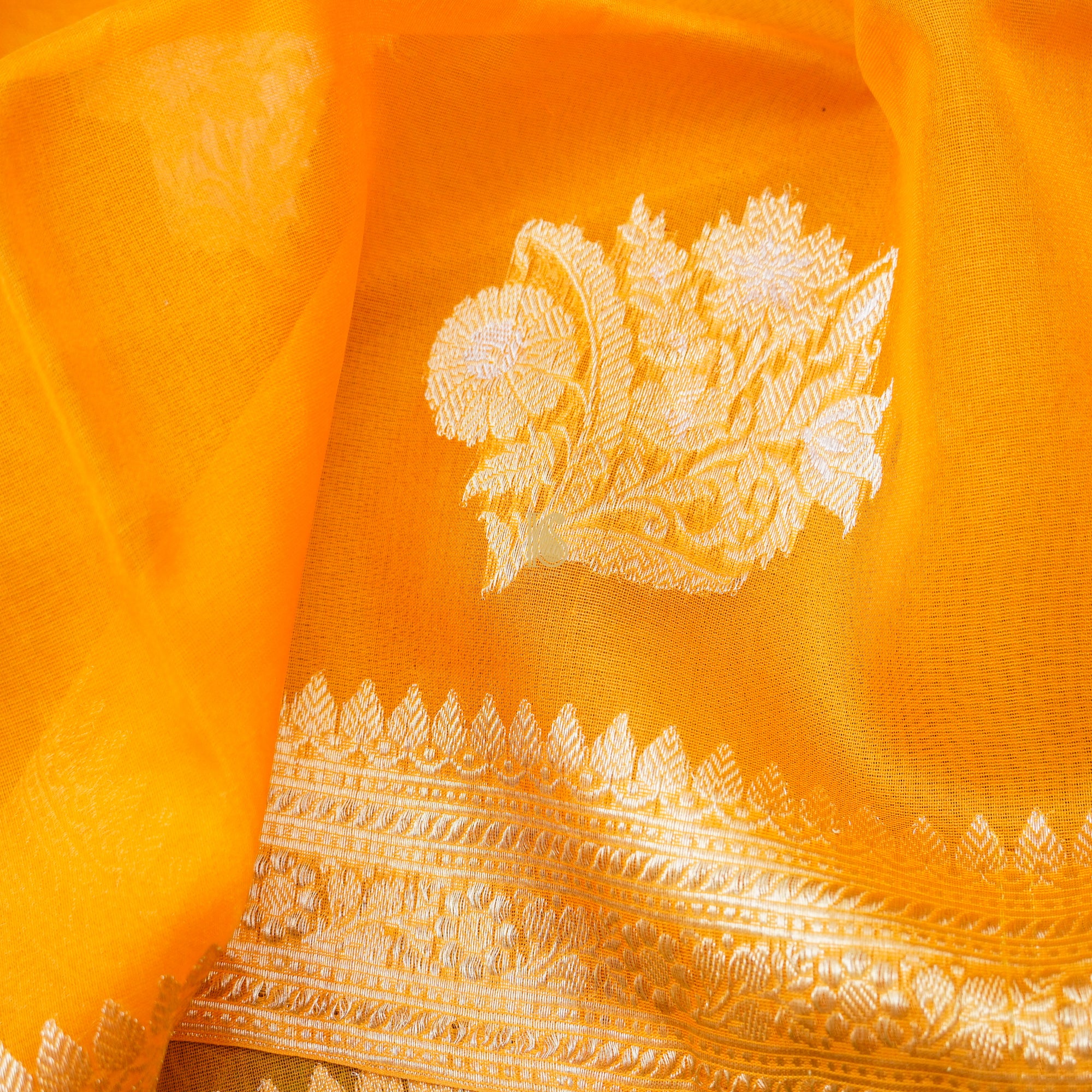 Handloom Pure Kora Silk Yellow Banarasi Kadwa Dupatta - Khinkhwab