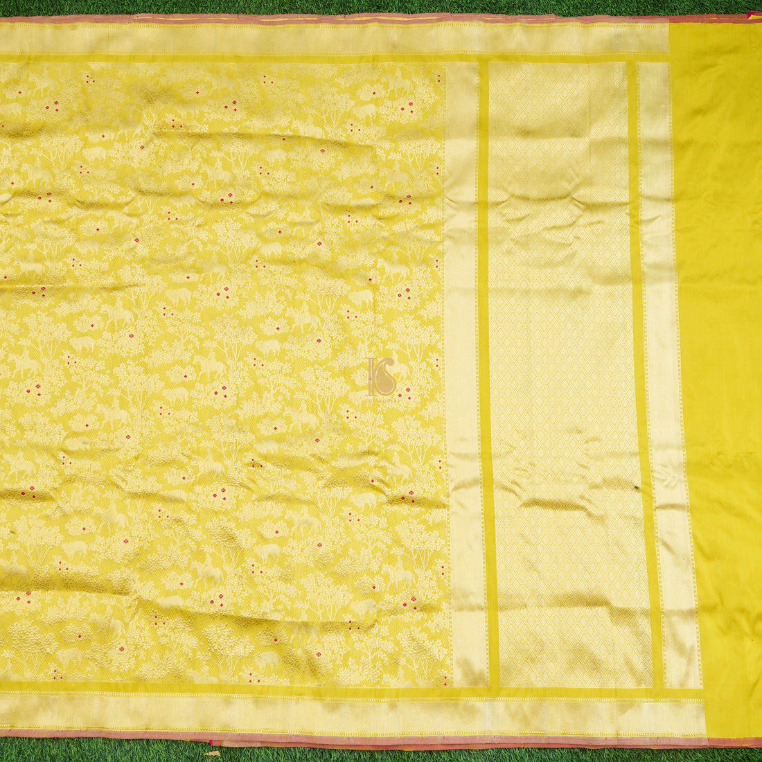 Handloom Banarasi Katan Silk Yellow Shikargah Saree - Khinkhwab