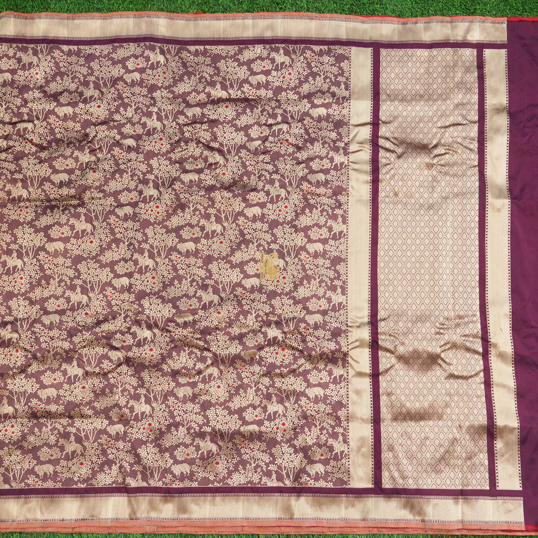 Handloom Banarasi Katan Silk Purple Shikargah Saree - Khinkhwab