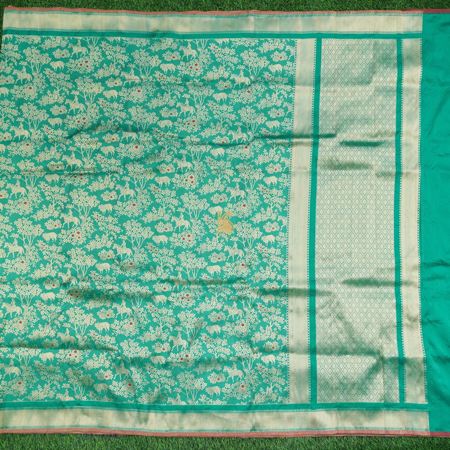 Handloom Banarasi Katan Silk Green Shikargah Saree - Khinkhwab