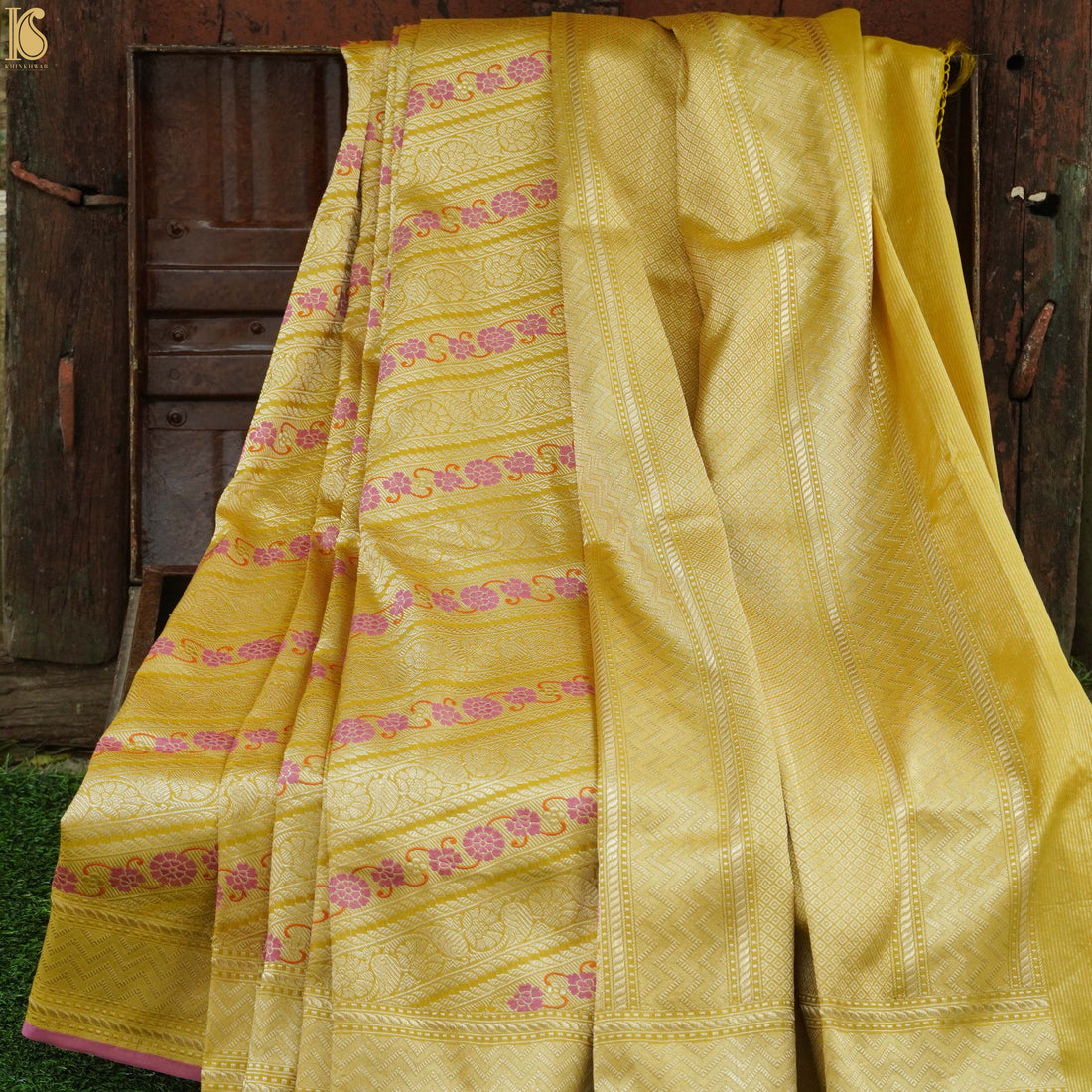 Mustard Yellow Pure Katan Silk Handloom Banarasi Leheriya Saree - Khinkhwab