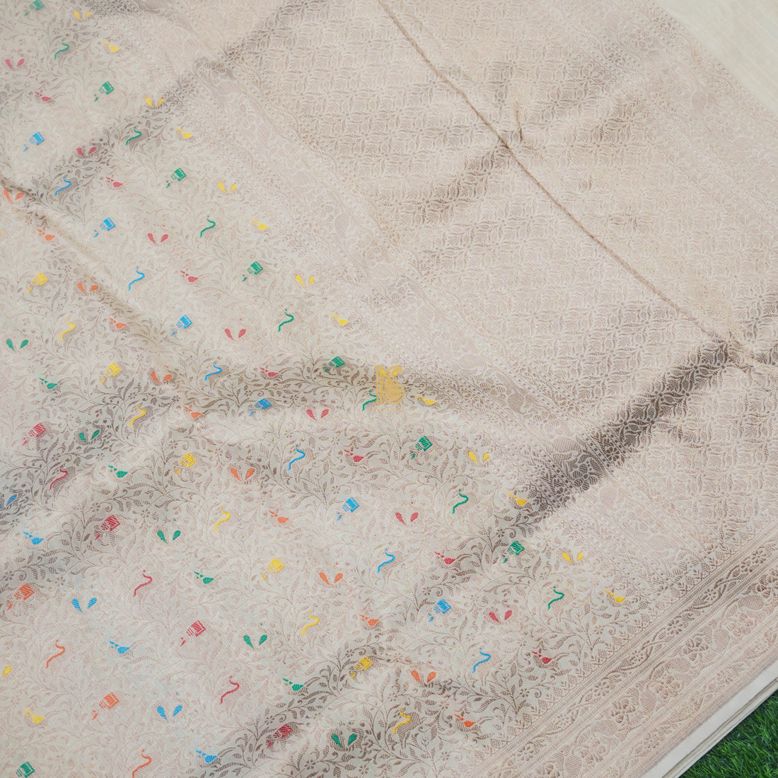 Handloom Pure Katan Silk Banarasi Shikargah Saree - Colors - Khinkhwab