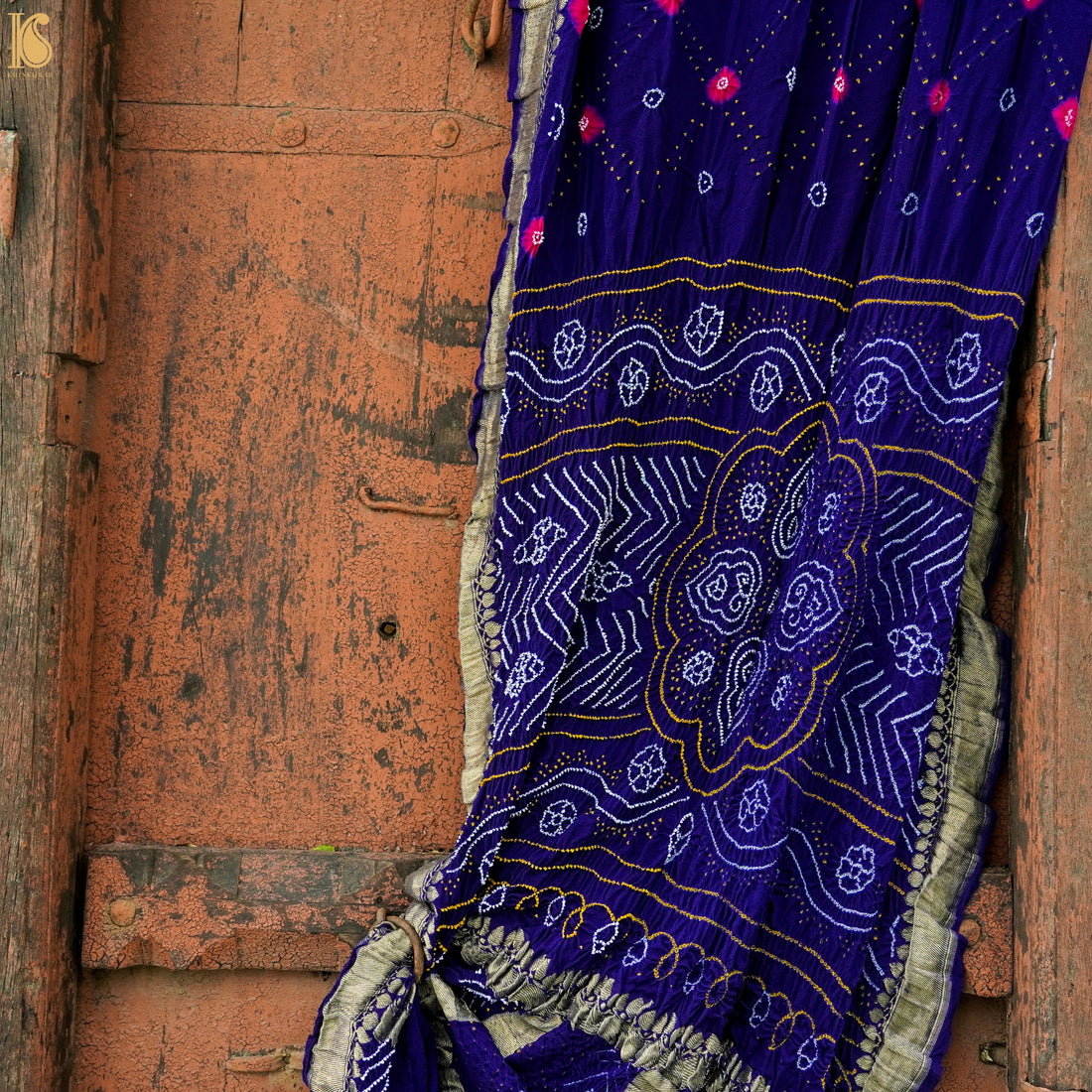 Midnight Blue Pure Georgette Handloom Banarasi Bandhani Saree - Khinkhwab