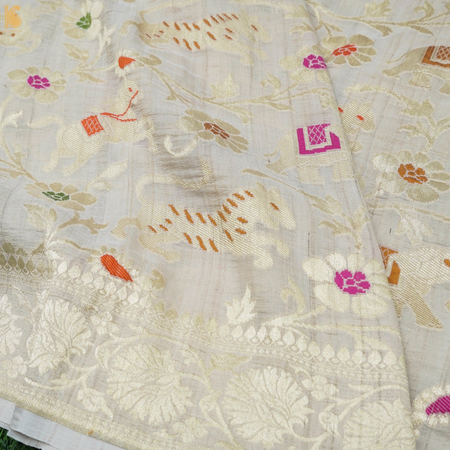 Beige Pure Tussar Silk Handloom Banarasi Meenakari Shikargah Saree - Khinkhwab