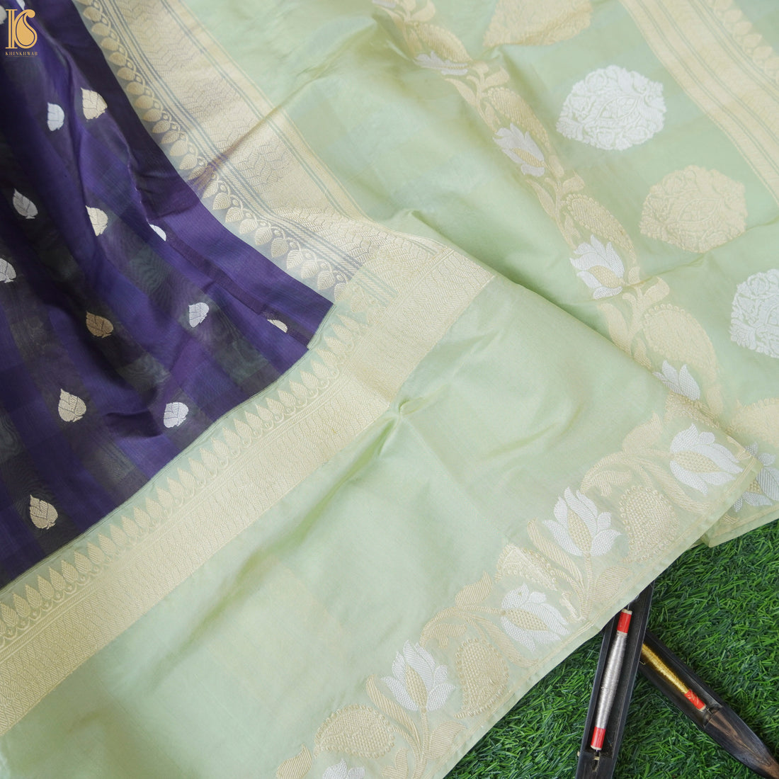 Meteorite Blue Kora Handloom Banarasi Saree with Green Katan Border - Khinkhwab