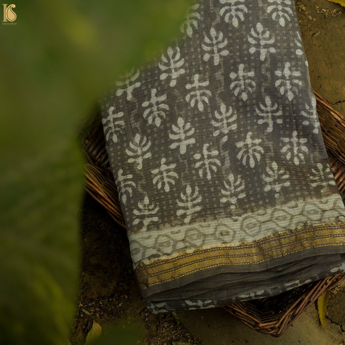 Venus Grey Pure Cotton Suti Dabu Print Saree - Khinkhwab