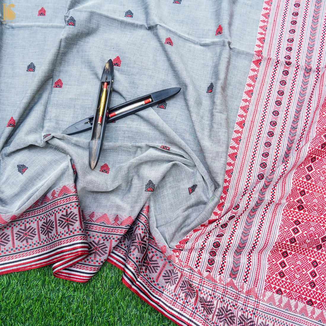 Spindle Grey Mercerized Cotton Handloom Assam Saree - Khinkhwab
