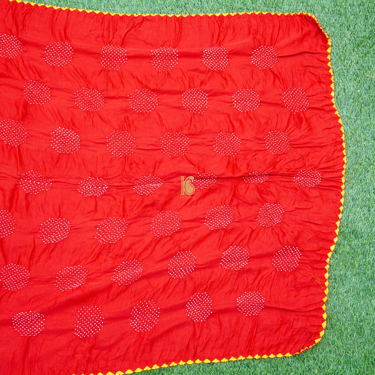 Red Pure Gajji Silk Handwoven Bandhani Blouse Fabric - Khinkhwab