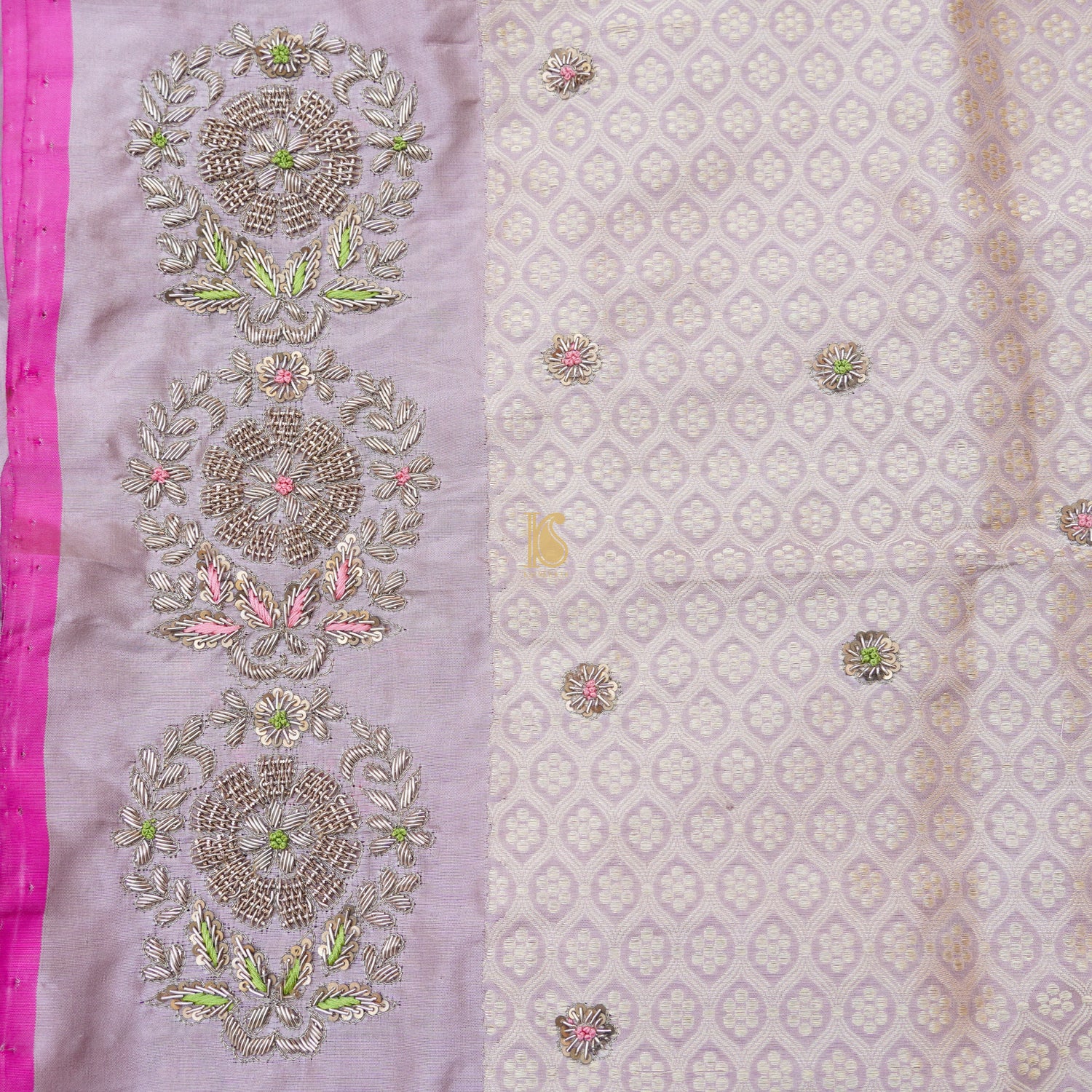 Banarasee Handwoven Silk Cotton Jamdani Saree With Resham & Zari Desig