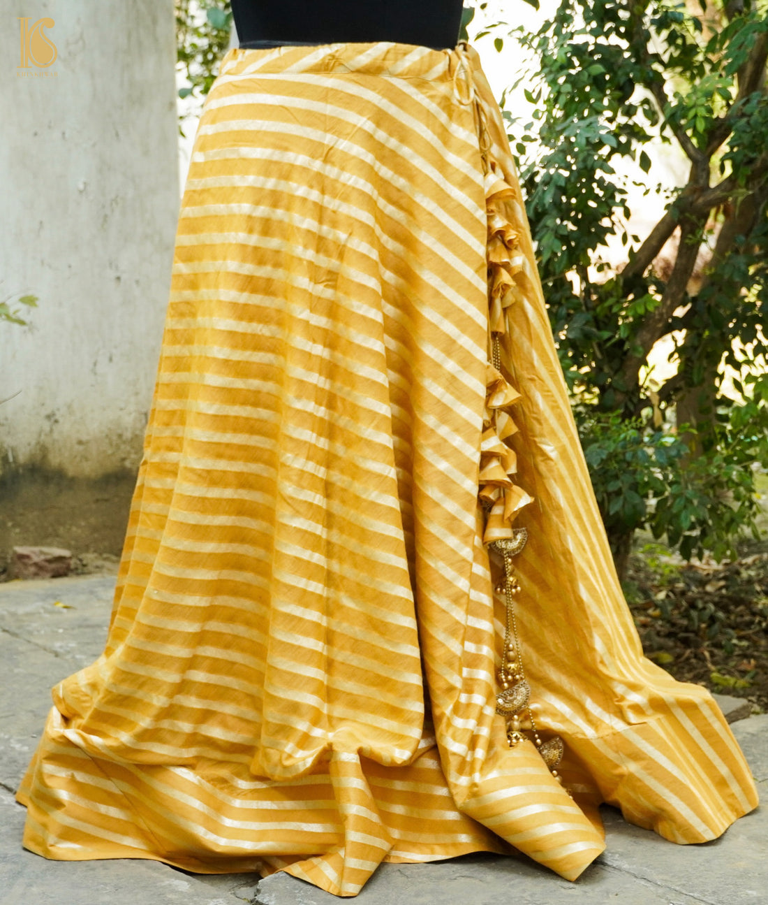 Nugget Yellow Handloom Moonga Silk Banarasi Stripes Stitched Lehenga - Khinkhwab