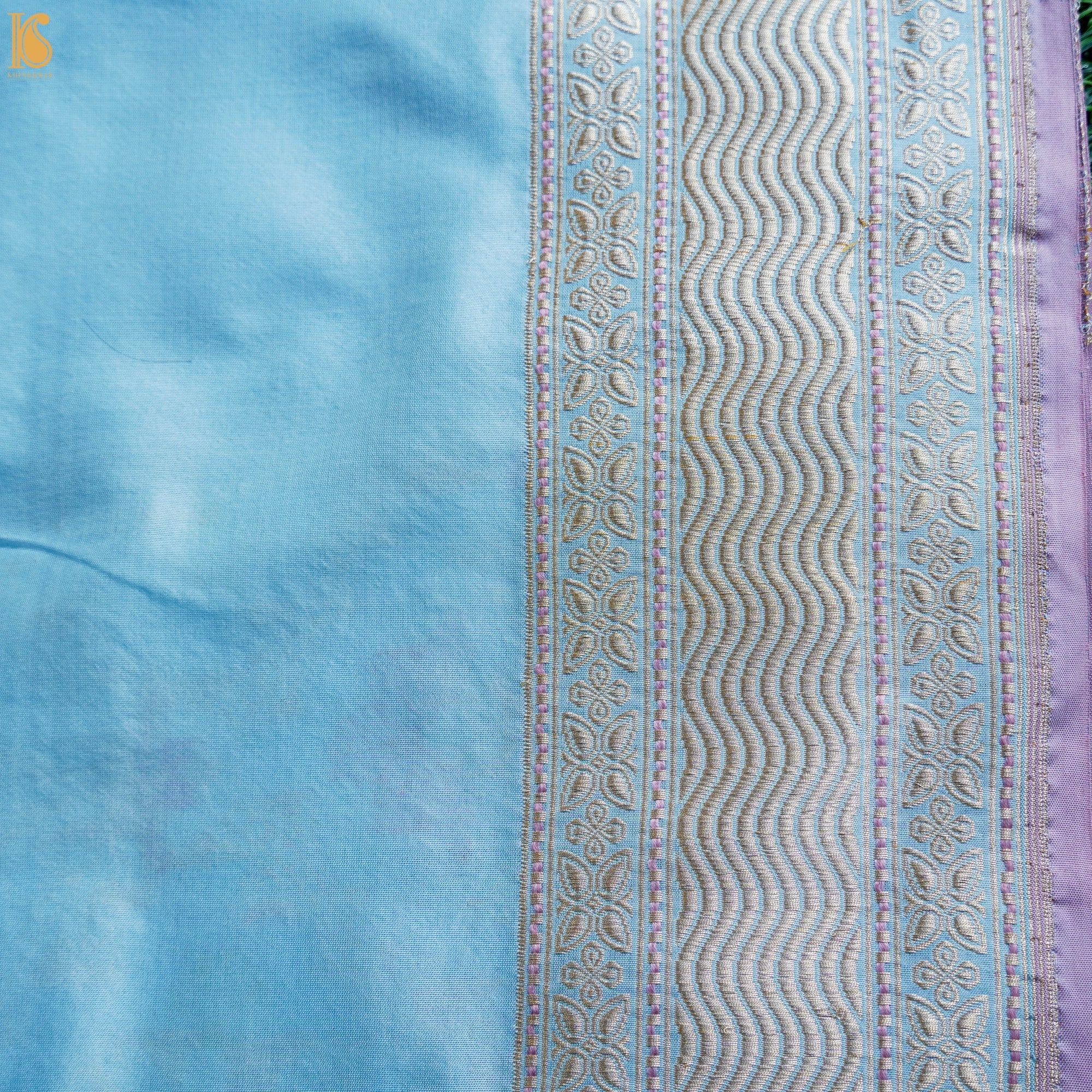Cornflower Blue Pure Katan Silk Handwoven Banarasi Kadwa Guldasta Saree - Khinkhwab