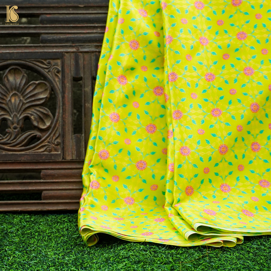 KARANFİL - Bird Flower Green Pure Sateen Silk Print Fabric - Khinkhwab