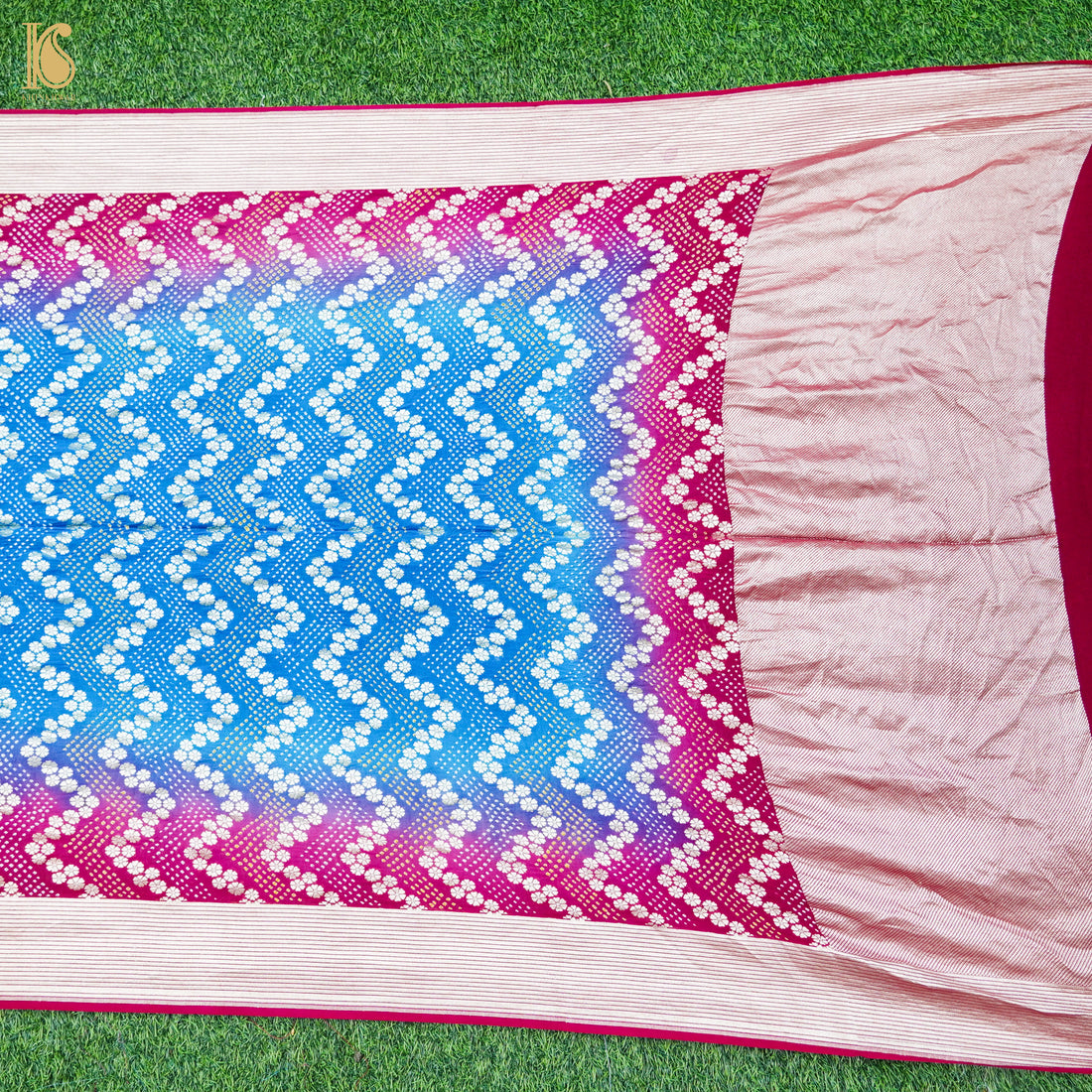 Blue & Red Pure Georgette Handloom Banarasi Bandhani Saree - Khinkhwab