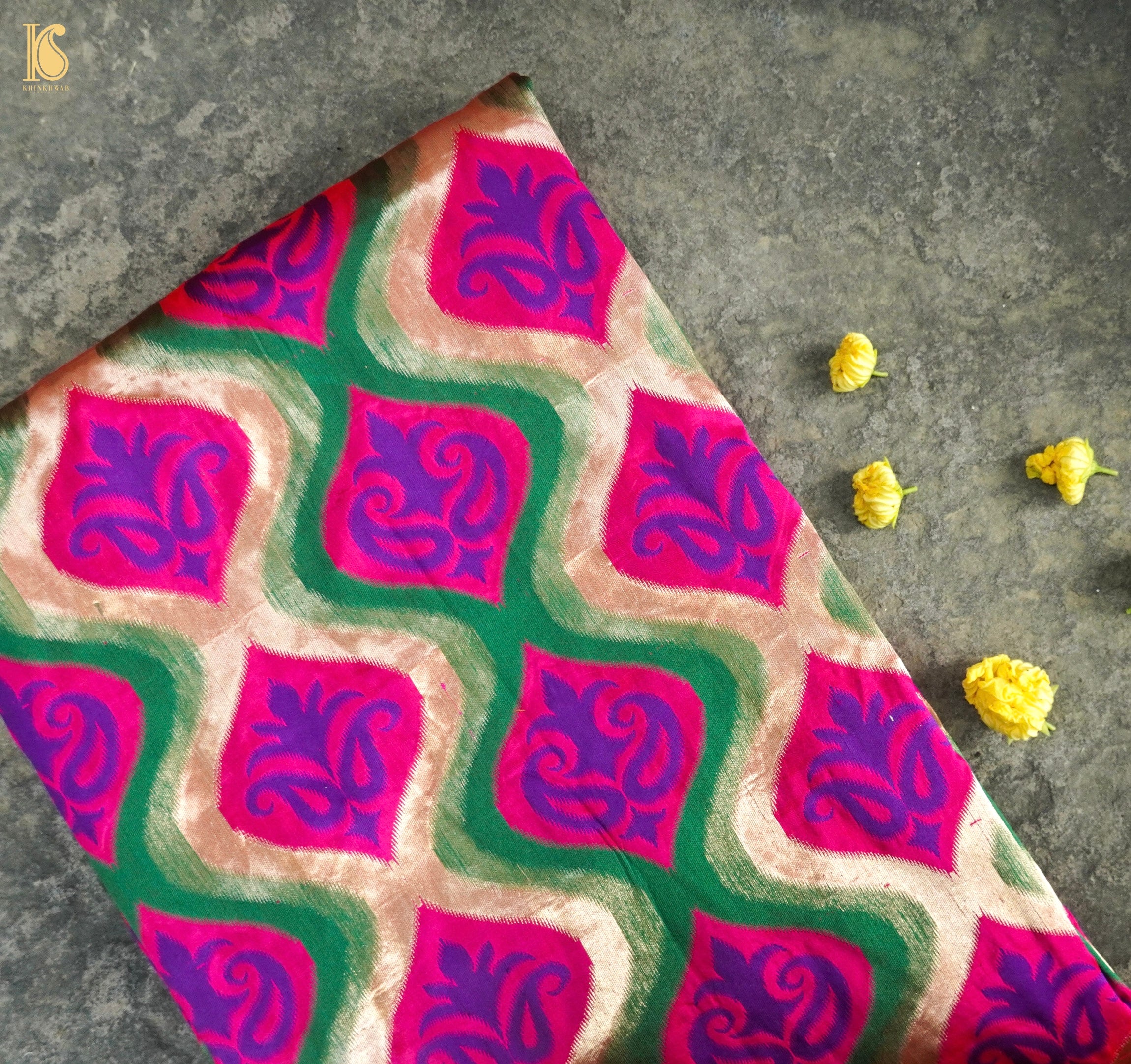 Pink &amp; Green Pure Katan Silk Banarasi Fabric - Khinkhwab