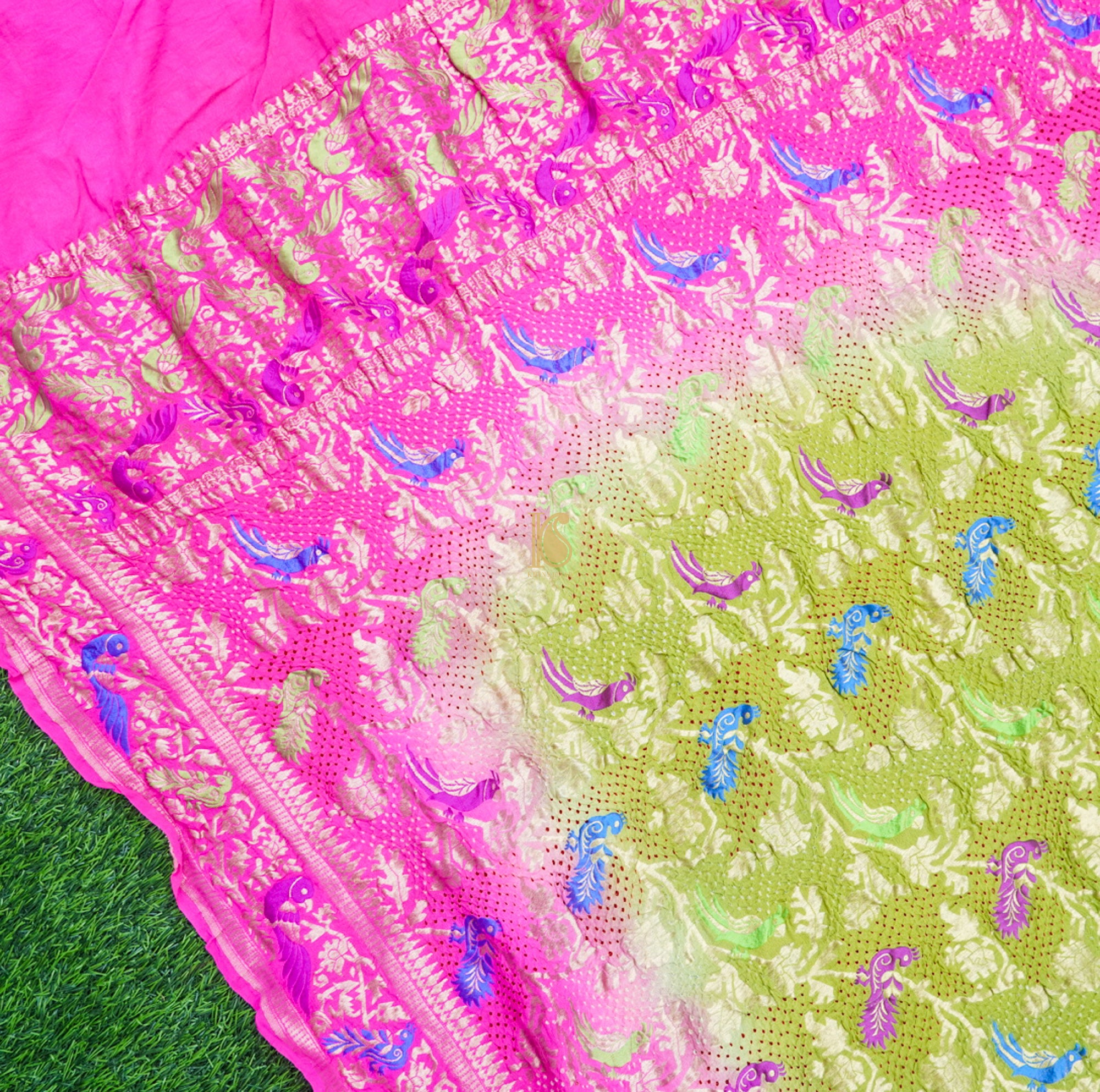 Olive Green &amp; Pink Georgette Handloom Bandhani Banarasi Dupatta - Khinkhwab