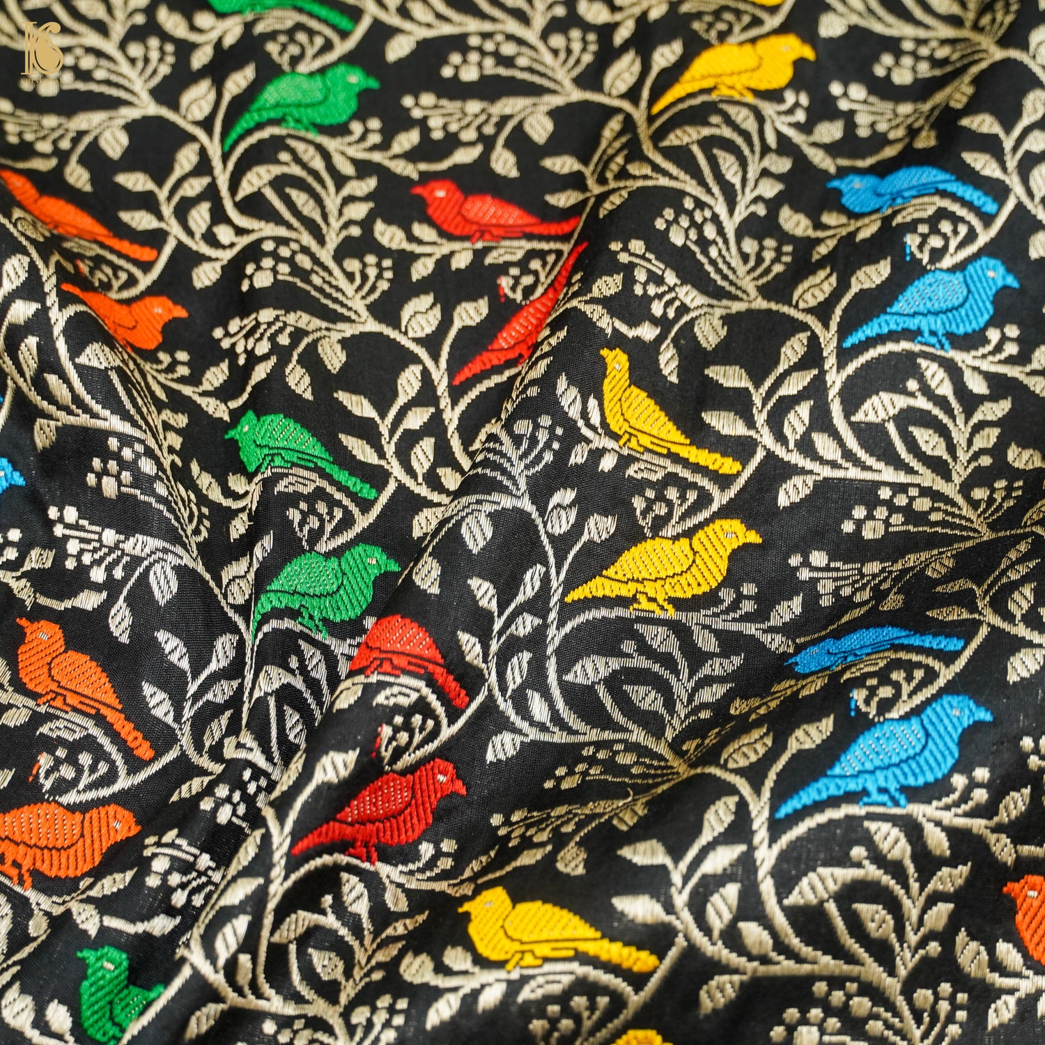 Handwoven Black Pure Katan Silk Banarasi Birds Fabric - Khinkhwab