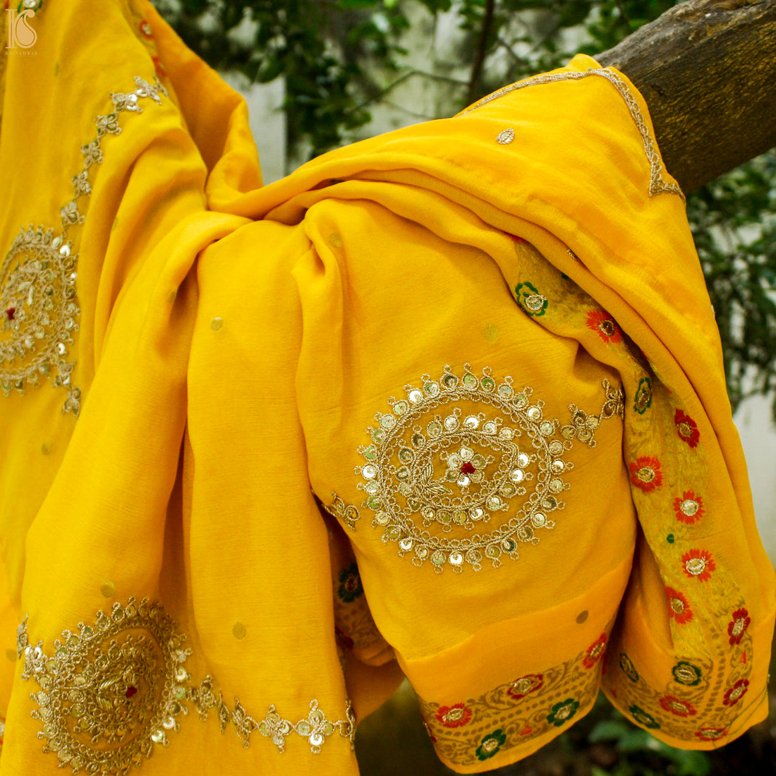 Gamboge Yellow Pure Georgette Banarasi Scalloped Dupatta with Embriodery - Khinkhwab