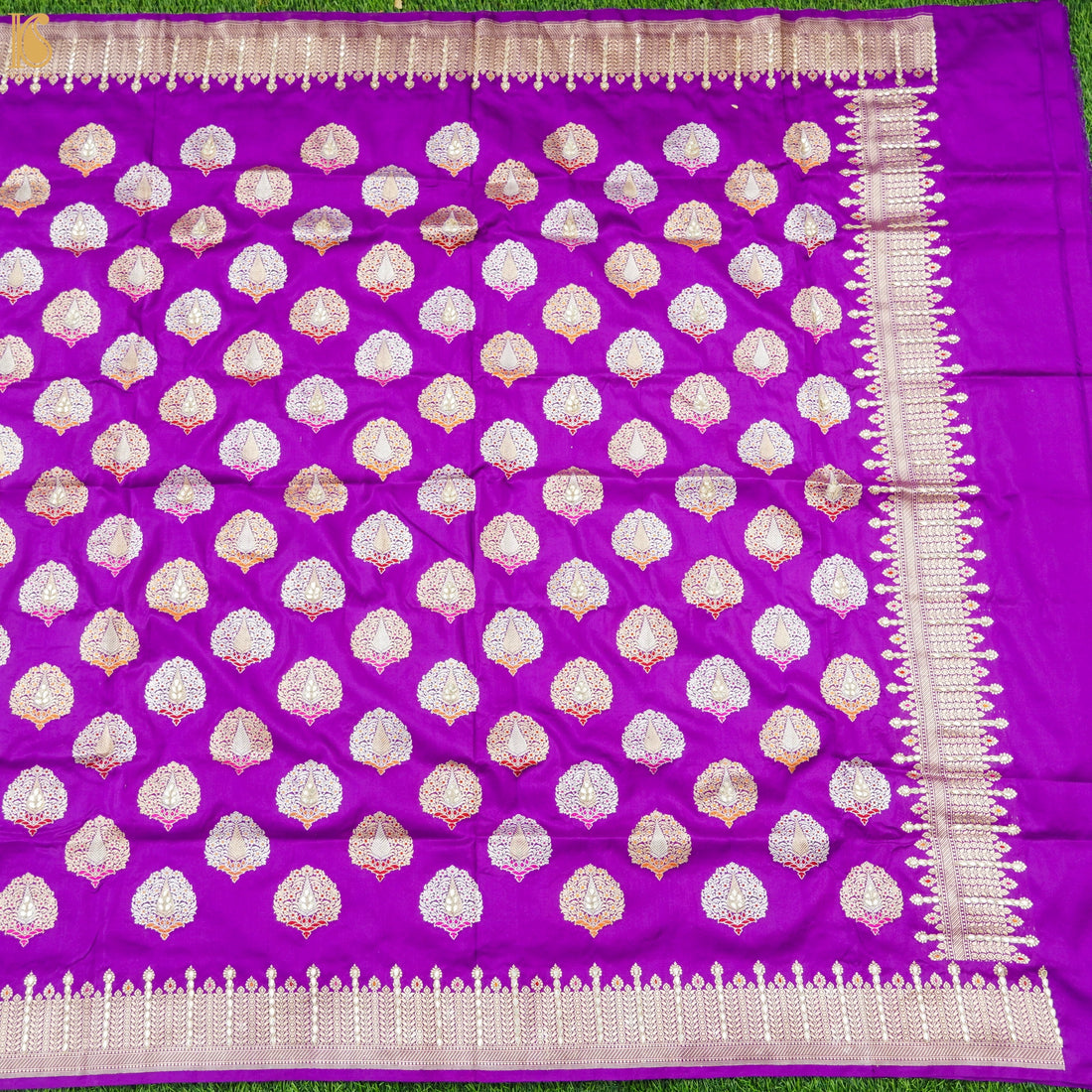Orchid Purple Handwoven Pure Katan Silk Mor Banarasi Kadwa Embroidery Dupatta - Khinkhwab