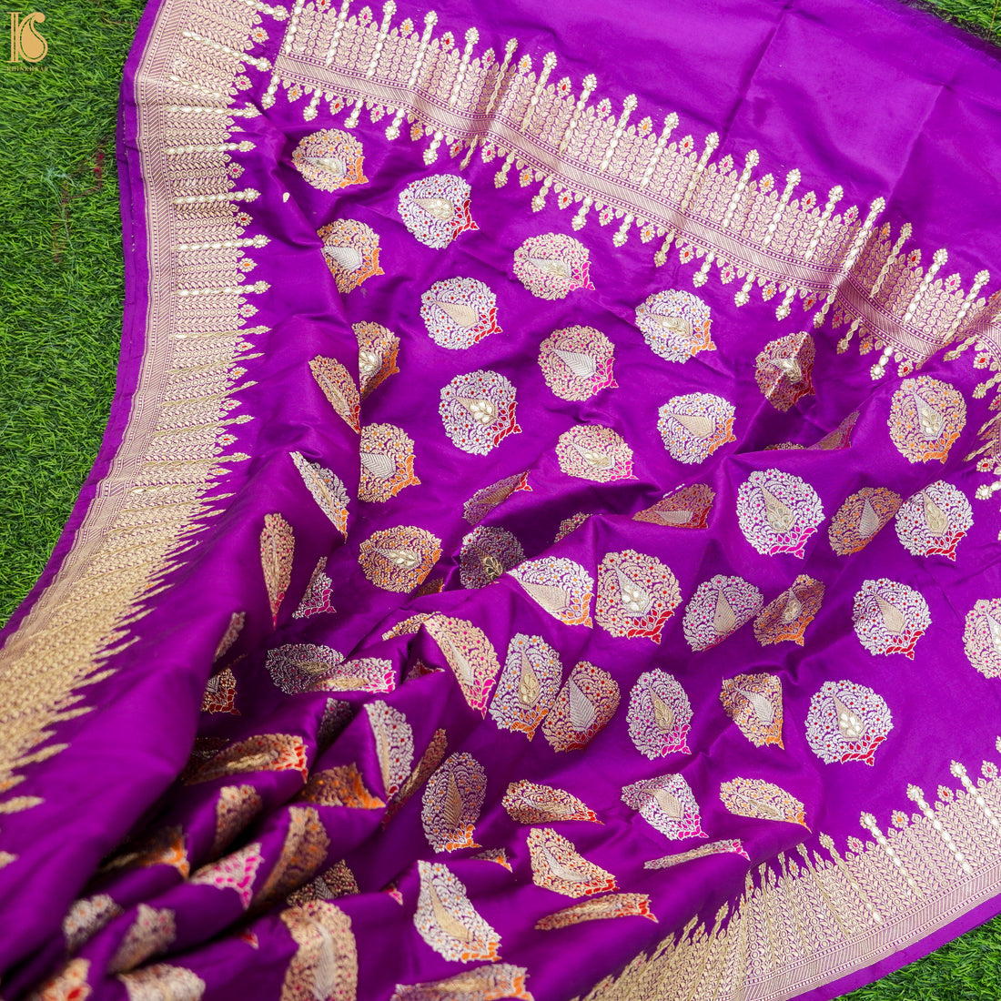 Orchid Purple Handwoven Pure Katan Silk Mor Banarasi Kadwa Embroidery Dupatta - Khinkhwab