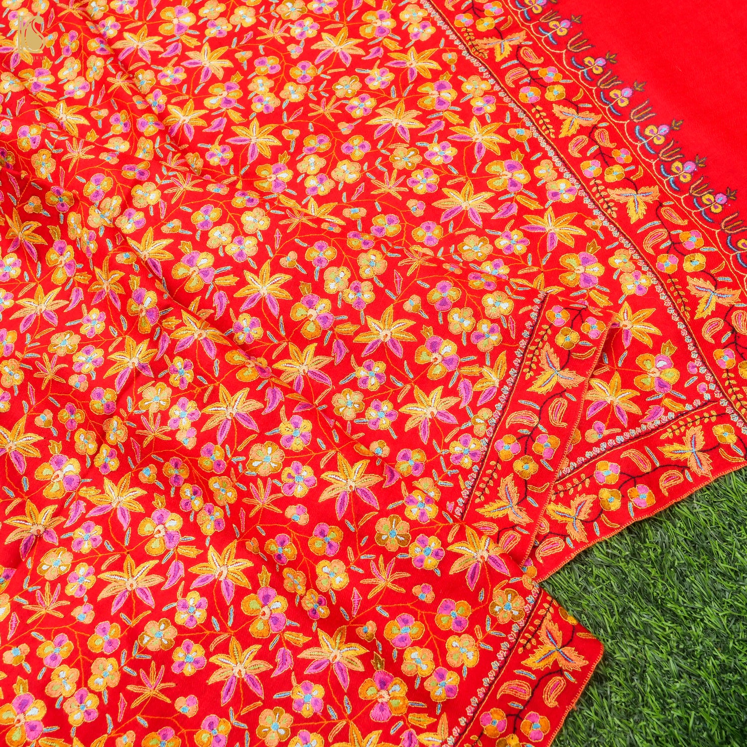 Red Pure Pashmina Sozni Hand Embroidery Kashmiri Shawl - Khinkhwab