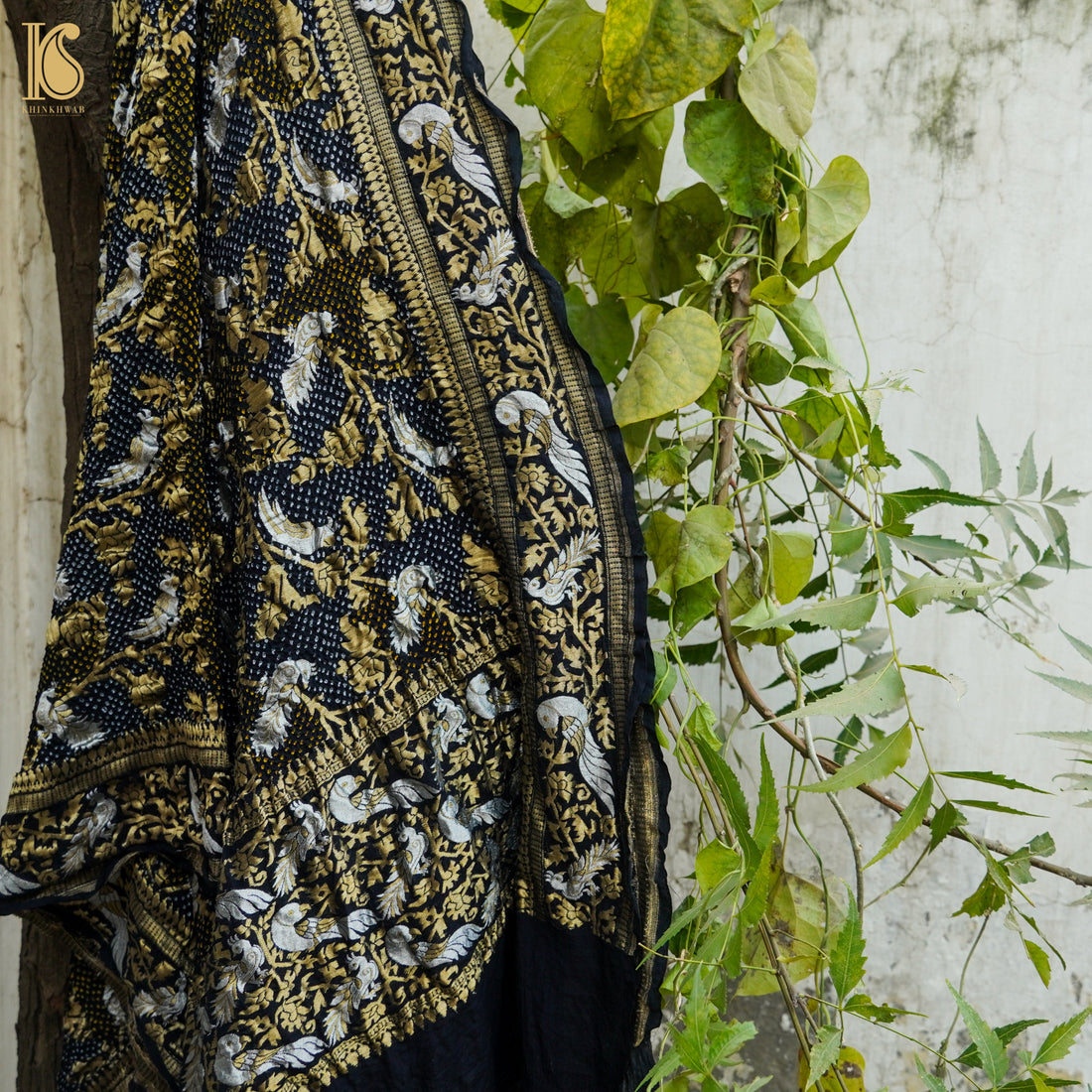 Black Georgette Handloom Bandhani Banarasi Birds Dupatta - Khinkhwab