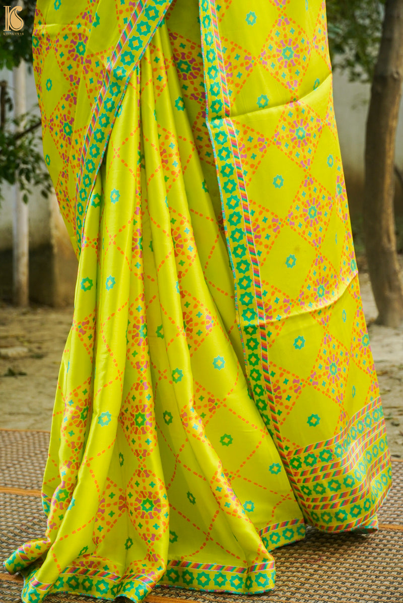 NİLÜFER - La Rioja Green Pure Sateen Silk Print Saree - Khinkhwab