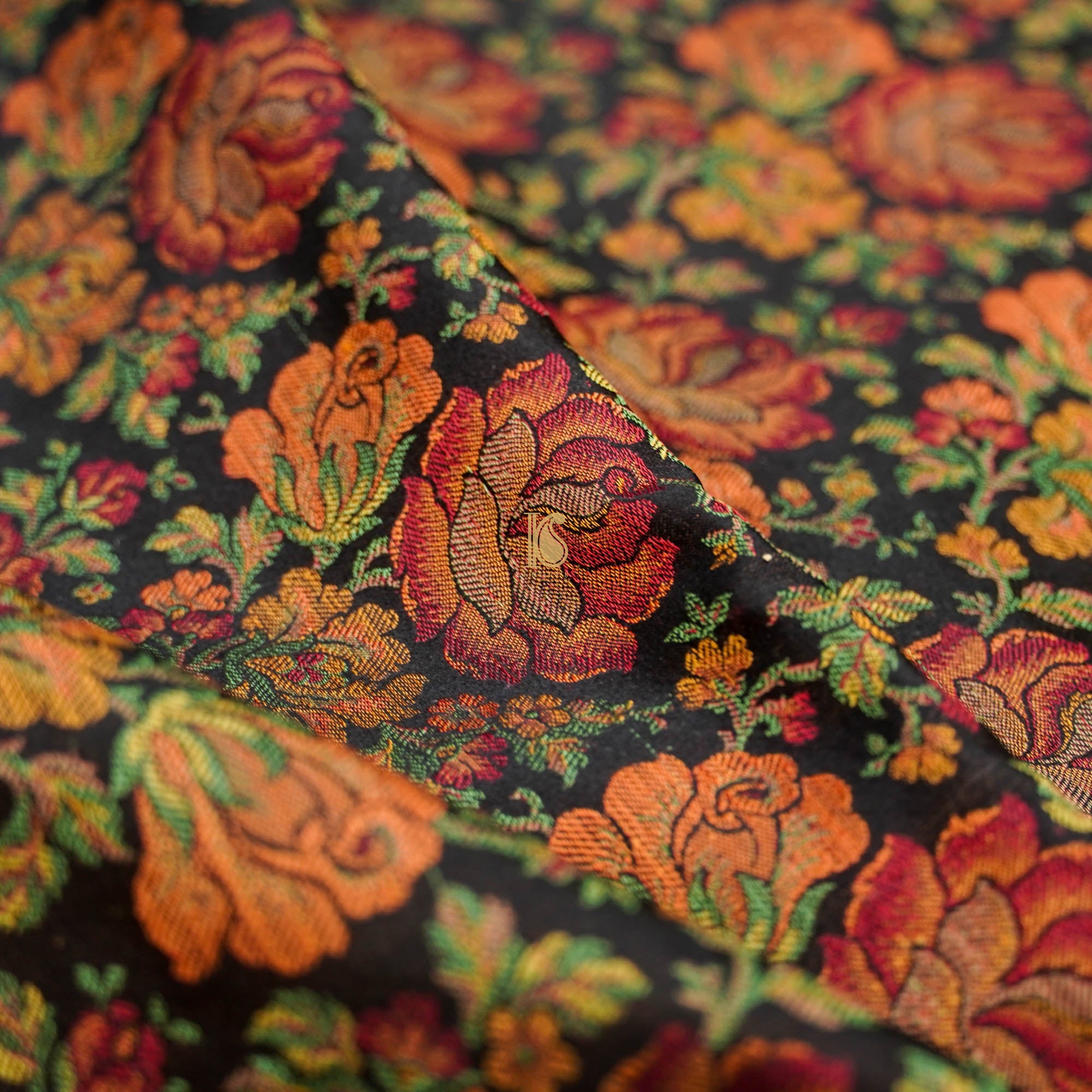 Handloom Banarasi Tanchoi Silk Fabric – Khinkhwab