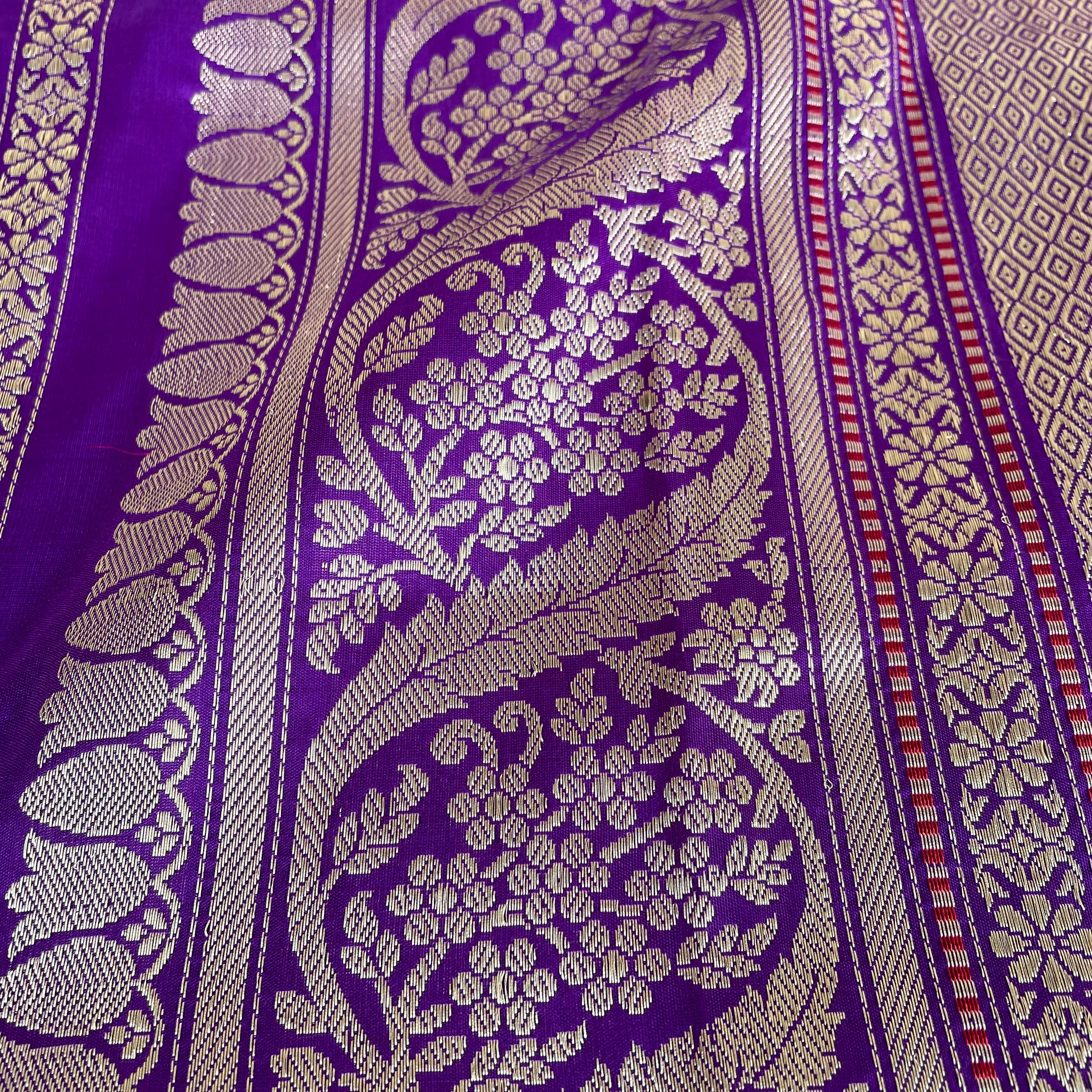 Indigo Handloom Banarasi Pure Katan Silk Kadwa Stripe Saree - Khinkhwab