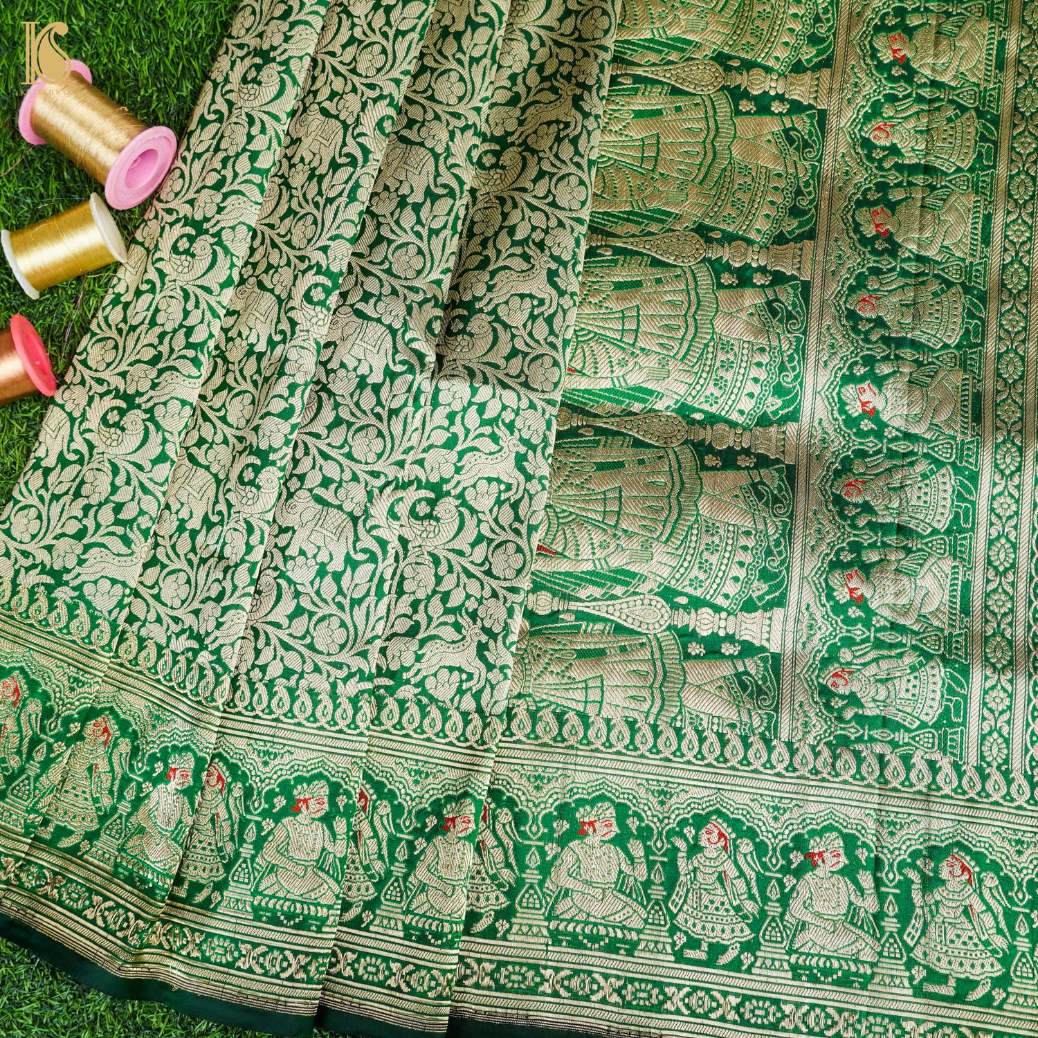 Spring Green Pure Katan Silk Shikargah Baluchari Banarasi Saree - Khinkhwab
