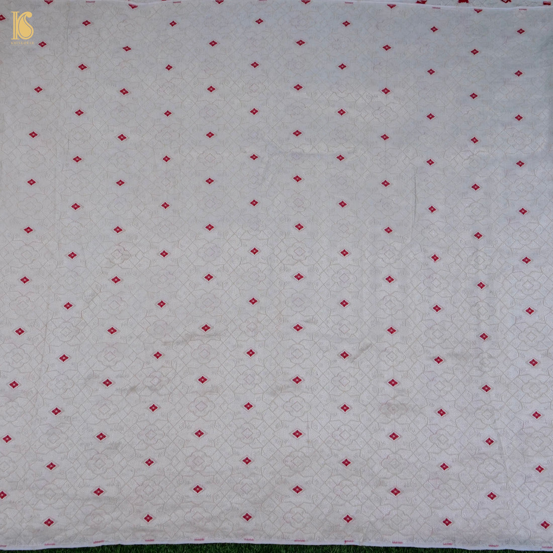 Pure Moonga Silk Handloom Banarasi Dyeable Fabric - Khinkhwab