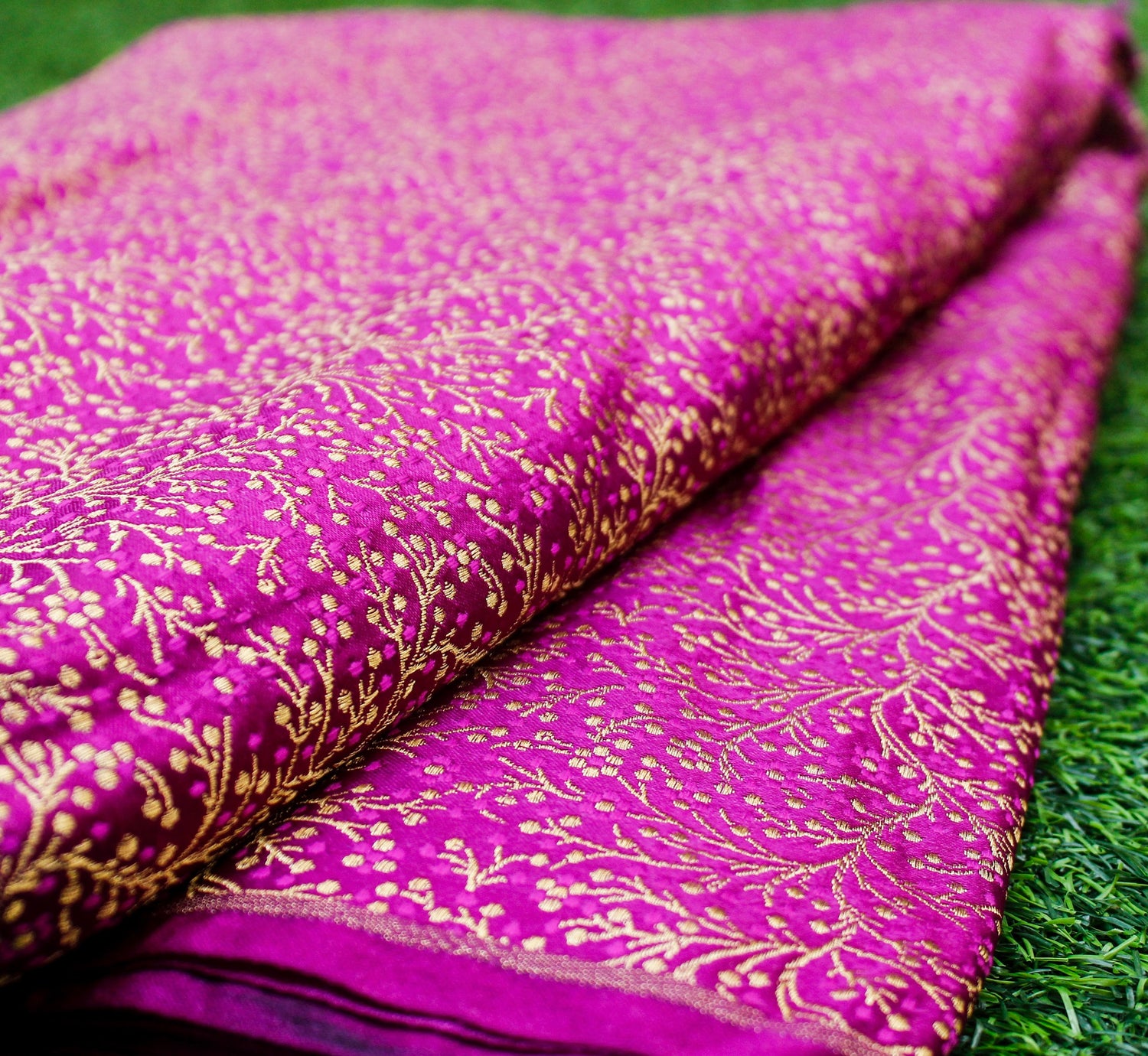 Pink Semi Silk Brocade Banarasi Fabric - Khinkhwab