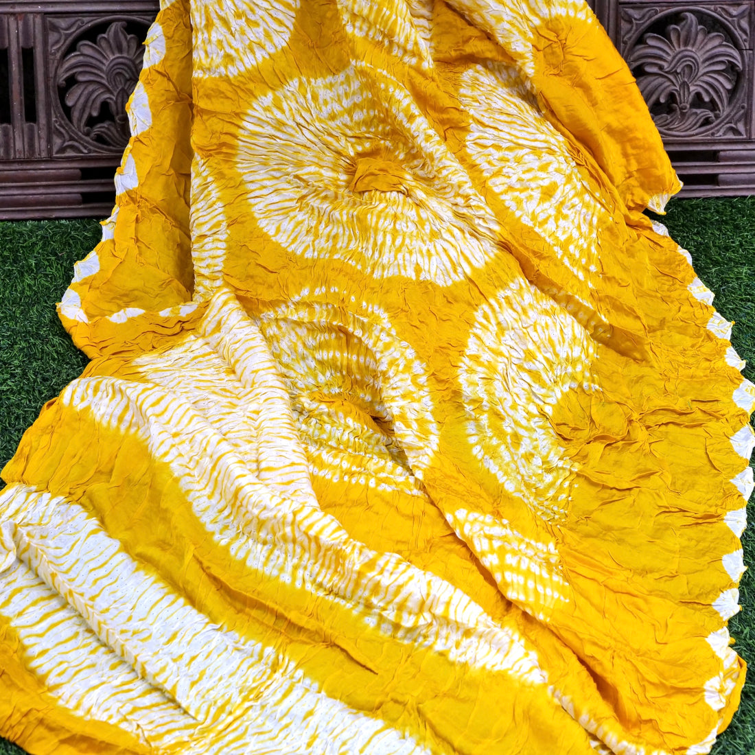Yellow Modal Silk Shibori Saree with Tissue Palla - Khinkhwab