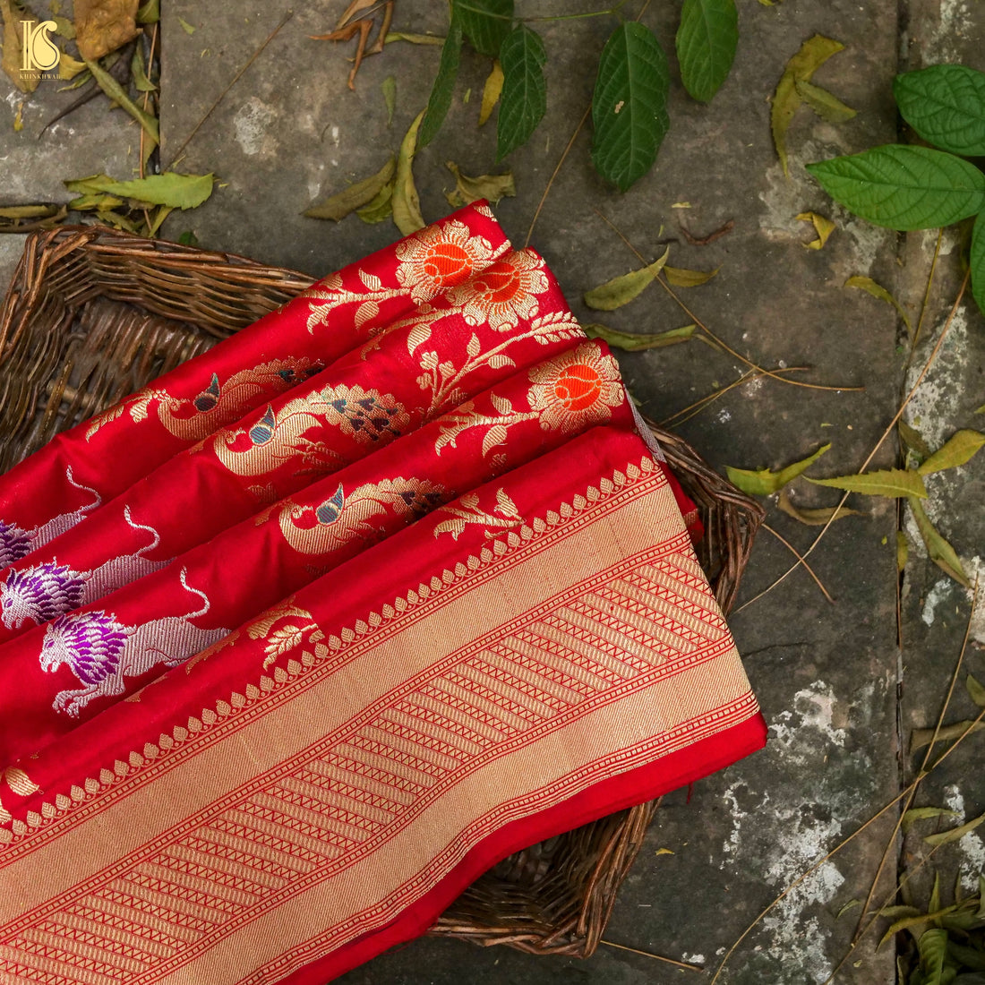 Venetian Red Pure Katan Silk Handwoven Banarasi Kadwa Shikargah Saree - Khinkhwab