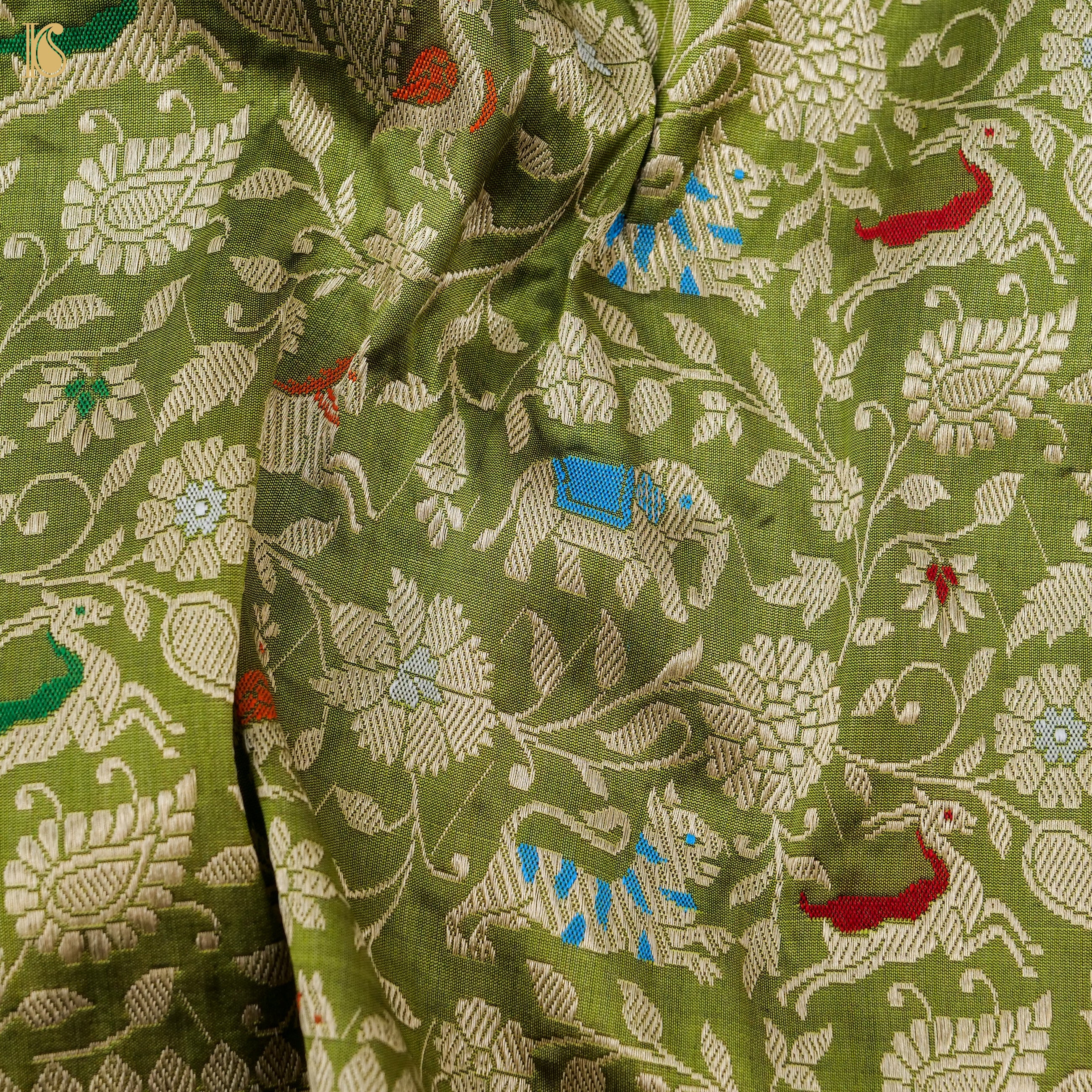 Handwoven Olive Green Pure Katan Silk Banarasi Shikargah Fabric - Khinkhwab