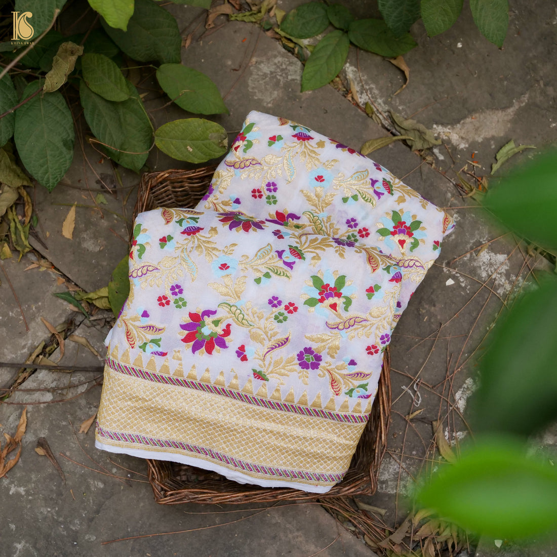 White Pure Georgette Handloom Banarasi Meenakari Flower Saree - Khinkhwab