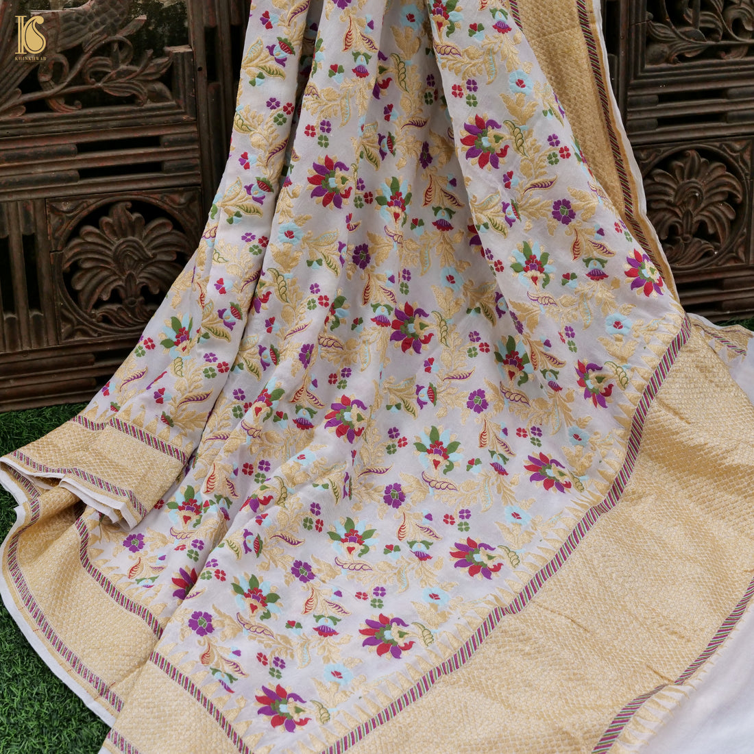 White Banarasi Georgette Meenakari Floral Dupatta - Khinkhwab