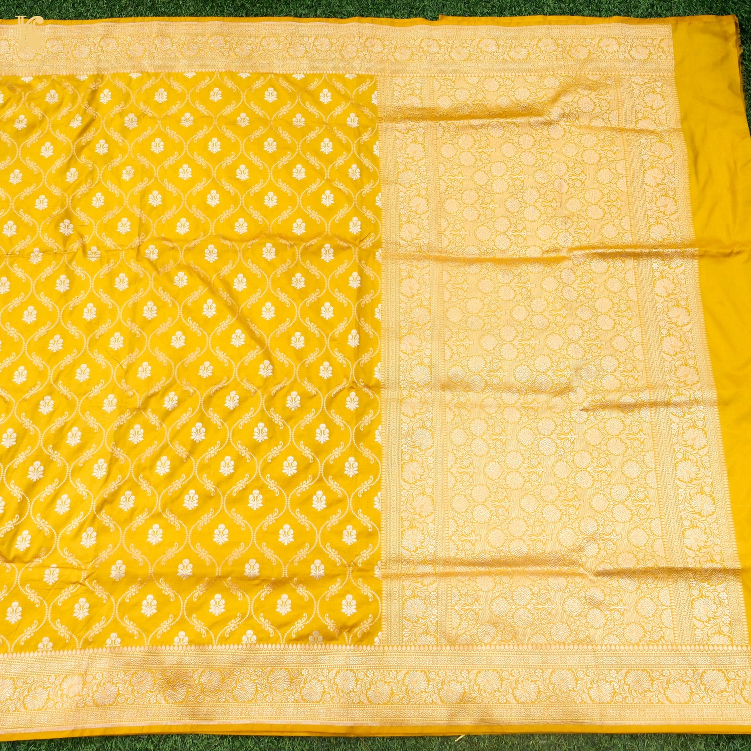 Yellow Handloom Banarasi Pure Katan Silk Jaal Saree - Khinkhwab
