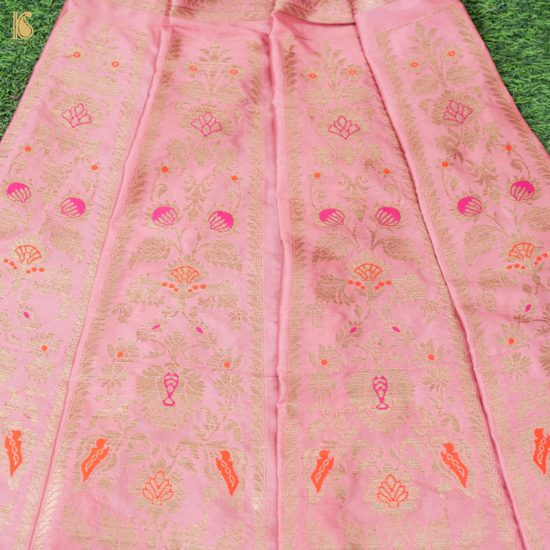 Beauty Bush Pink Pure Katan Silk Handloom Banarasi Kalidar Lehenga - Khinkhwab