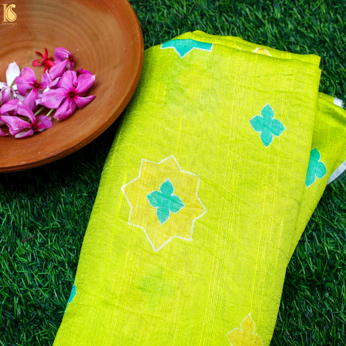 SITARA - Pear Green Pure Raw Silk Print Fabric - Khinkhwab